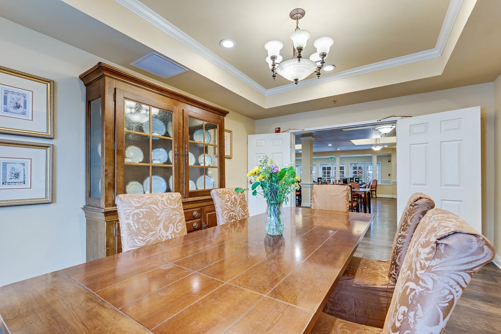 2025 Lighthouse L-18