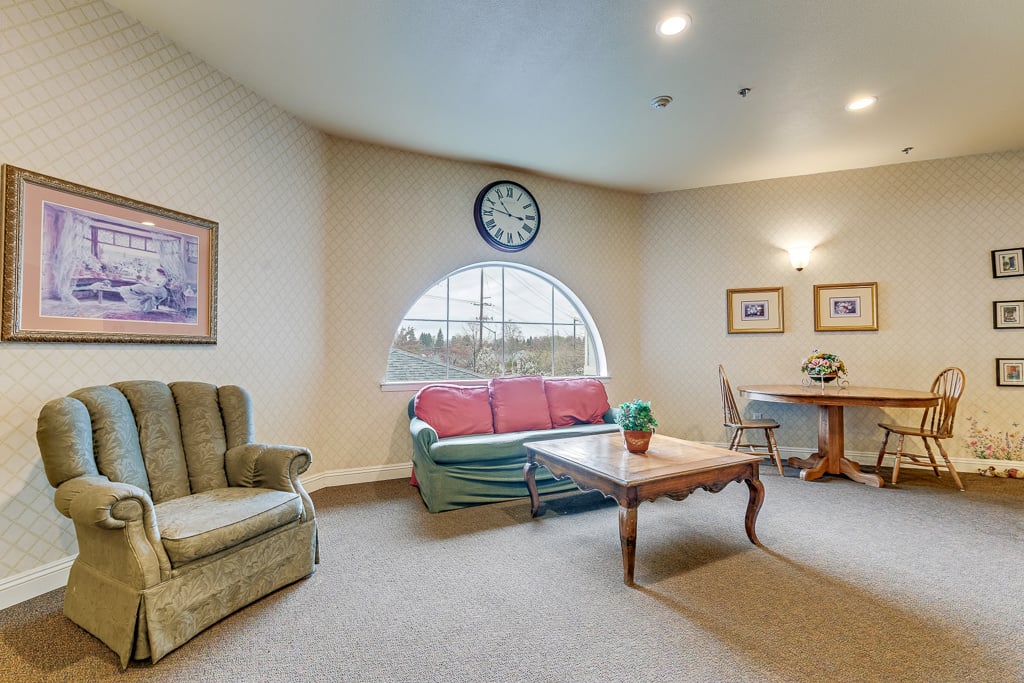 2025 Lighthouse L-19