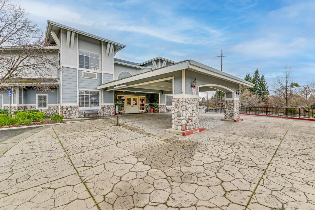 2025 Lighthouse L-47