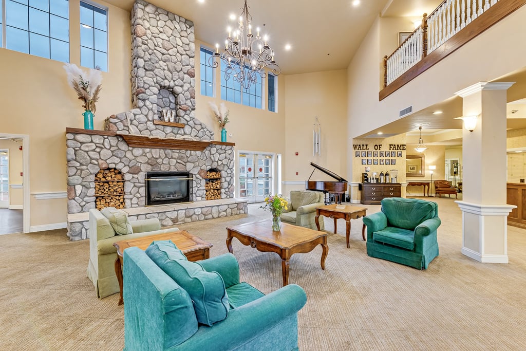 2025 Lighthouse L-8